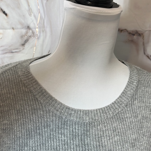 American Eagle Outfitters Gray Long Sleeve Sweater Sleeves that Tie Size M - Picture 4 of 13